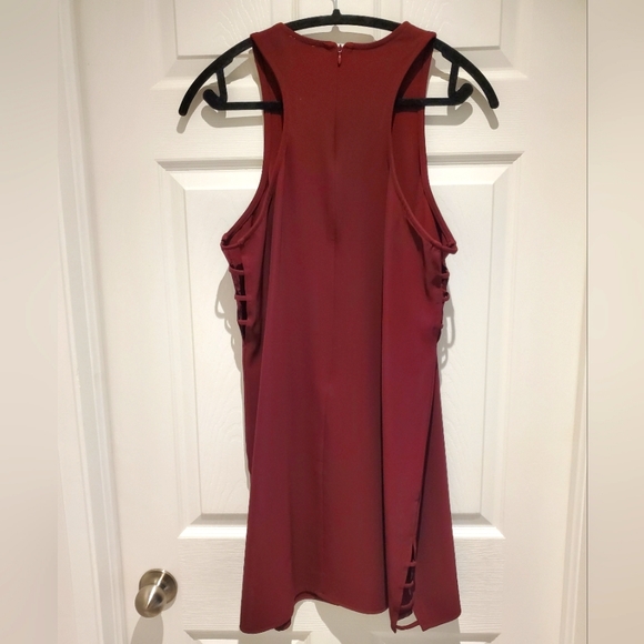 TOBI Shift Dress - burgundy Sz L - Picture 2 of 10